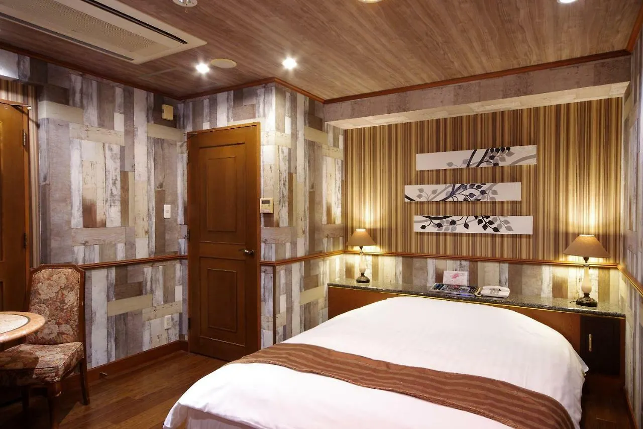 Liebeshotel Hotel Ava (Adults Only) Kitahiroshima